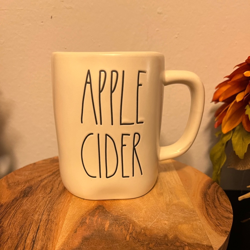 Rae Dunn Apple Cider Mug New